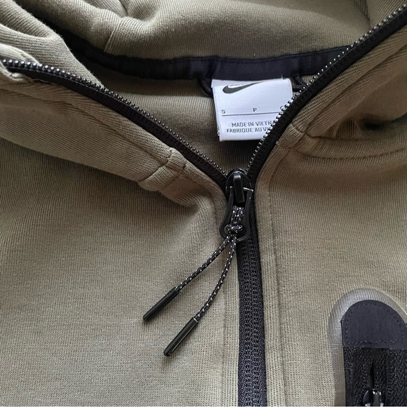 Nike Sportswear Tech Fleece Olive Green Hoodie Full Zip Jacket Womens Small - Picture 7 of 9